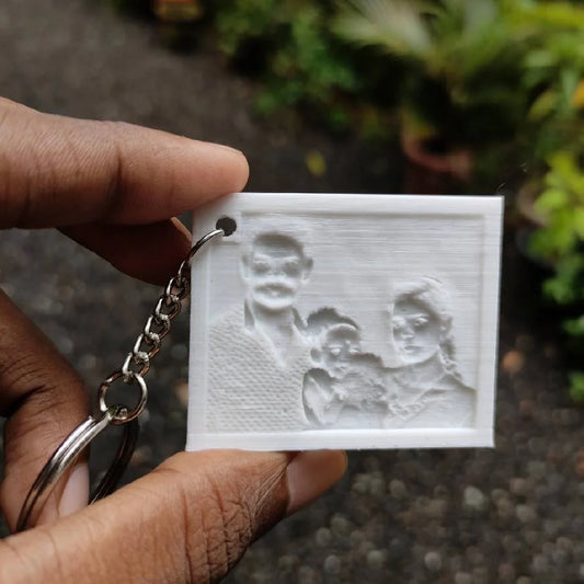 Personalized Lithophane Keychain – Capture Your Memories in 3D Elegance